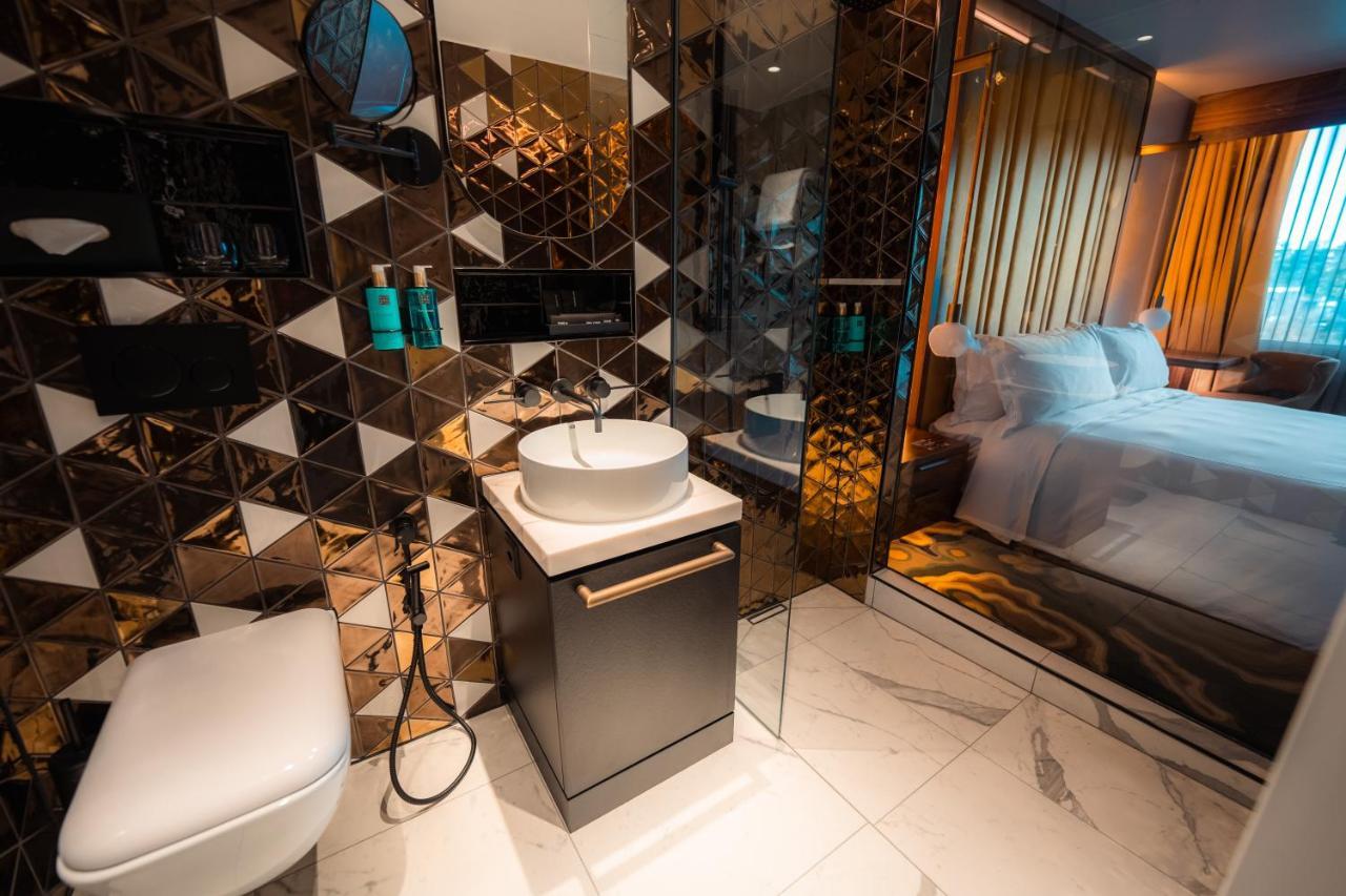 Superior East Wing Rooms By Five Zurigo Esterno foto